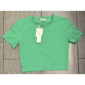 Zara Top Cropped T-shirt Short Sleeve Green Size M New with Tag Minimalist
